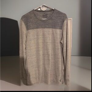 American Eagle Outfitters Men's Gray and Cream Long Sleeve Shirt